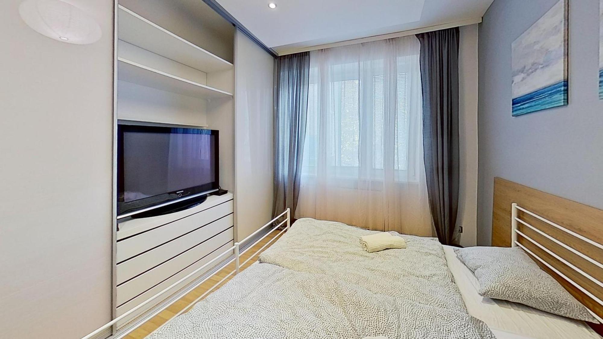 2Br Apt With Free Garage Parking, Close To The Historic Centre Bratislava Exterior photo